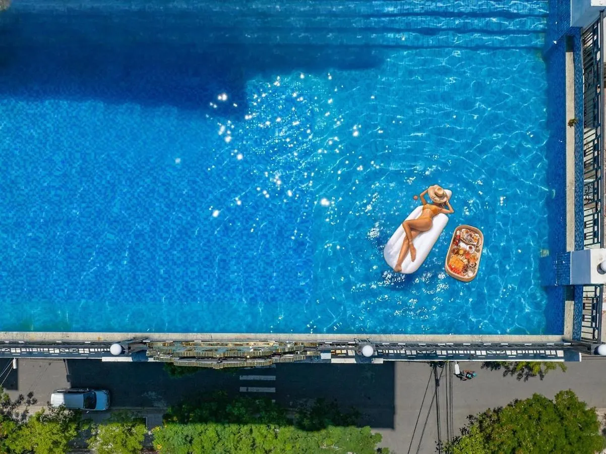 Menora Grand Da Nang Hotel