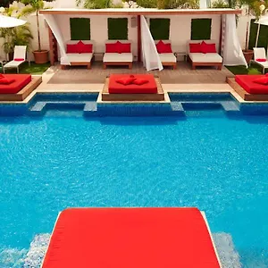 the-spanish-court-hotel.comcaribbean.com/